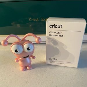Flamingo Cricut Cutie - New in box